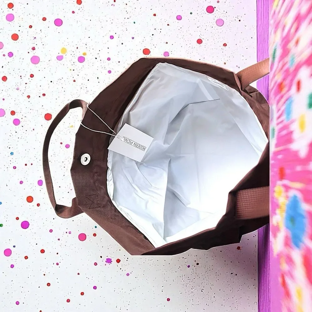 Modern Picnic Structured Lunch Bag – Insulated & Chic Cooler Brand New with Tags